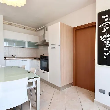 4 Beds In Mirto And Corbezzolo With Swimming-pool In 아파트호텔 산빈첸초