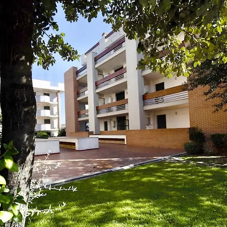 Isa-apartments 4 Beds In With Swimming-pool In San Vincenzo, Just 600 Meters From The Sea * سان فينتْشينسو